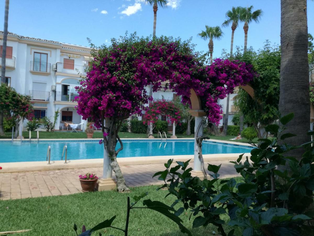 Planta Baja Con Porche Y Piscina, Cerca Del Mar Apartment Denia Exterior photo